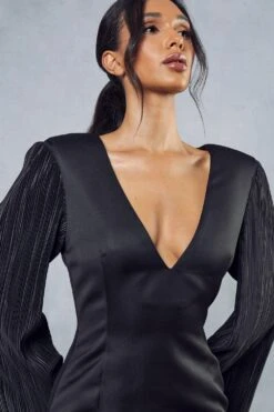 Plisse Sleeve Satin Plunge Mini Dress -Dress Sales Store black plisse sleeve satin plunge mini dress 5